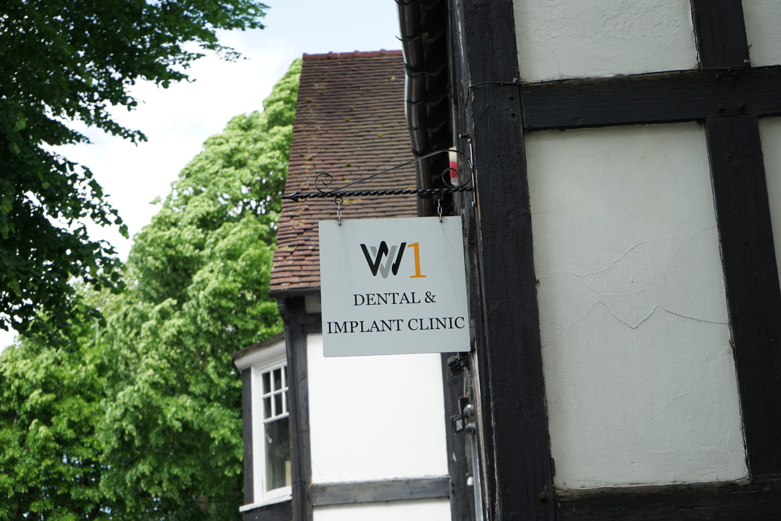 WV1 Dental Implant Clinic. Dental practice in Wolverhampton.